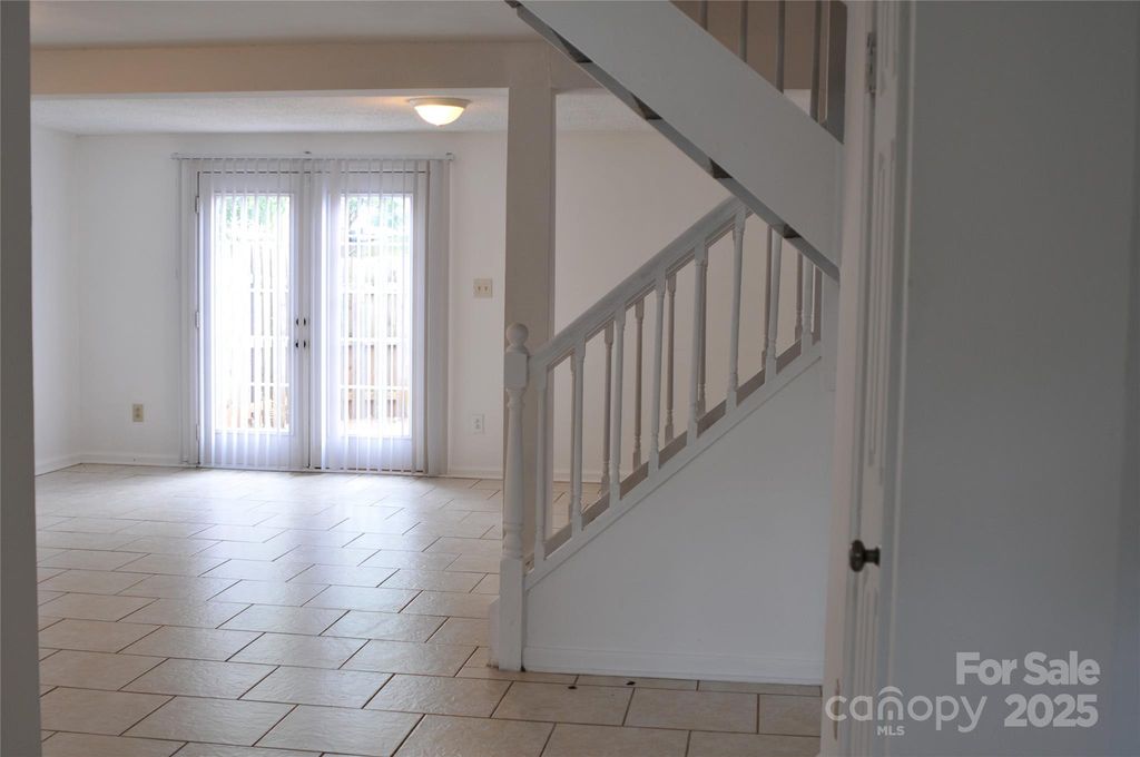9626-C Vinca Circle, Charlotte, NC 28213