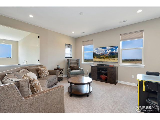 3304 Heron Lakes Pkwy, Berthoud, CO 80513