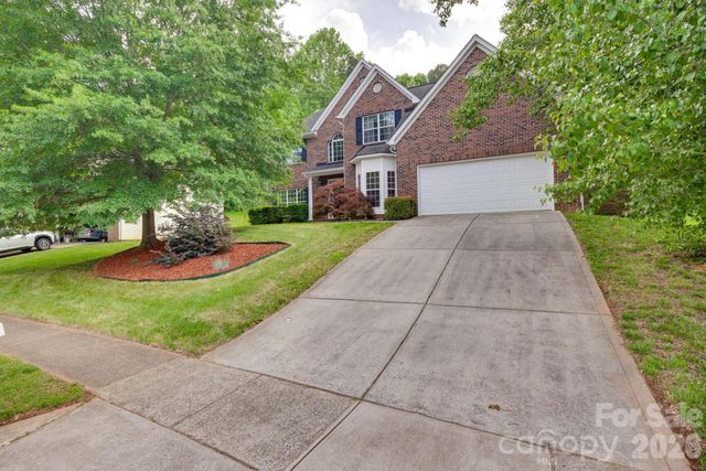 12719 Vantage Point Lane, Huntersville, NC 28078