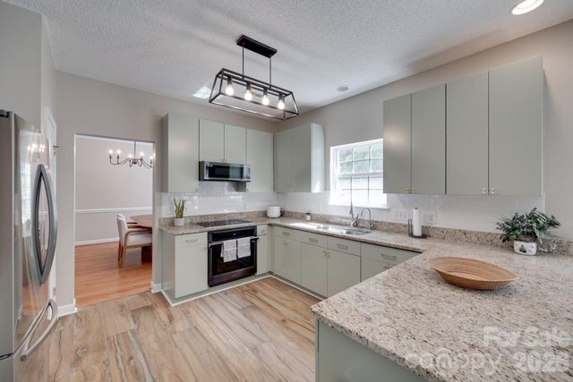 12719 Vantage Point Lane, Huntersville, NC 28078