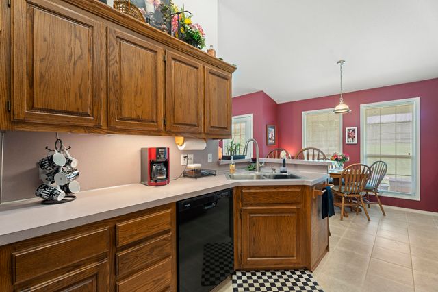 31921 S 603 Road, Grove, OK 74344