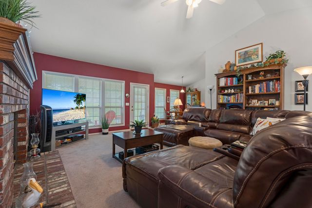 31921 S 603 Road, Grove, OK 74344
