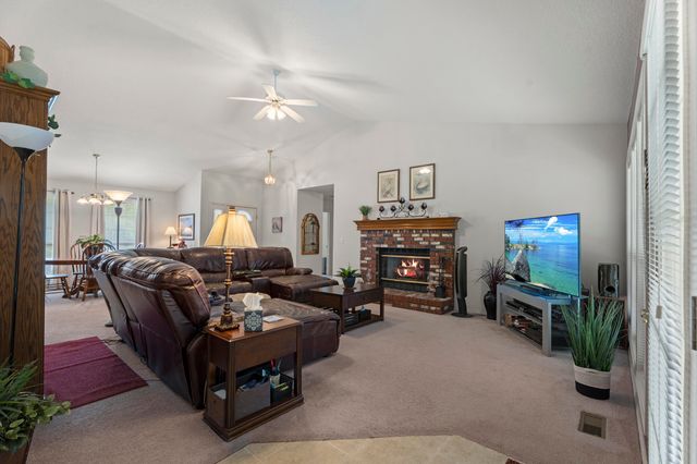 31921 S 603 Road, Grove, OK 74344