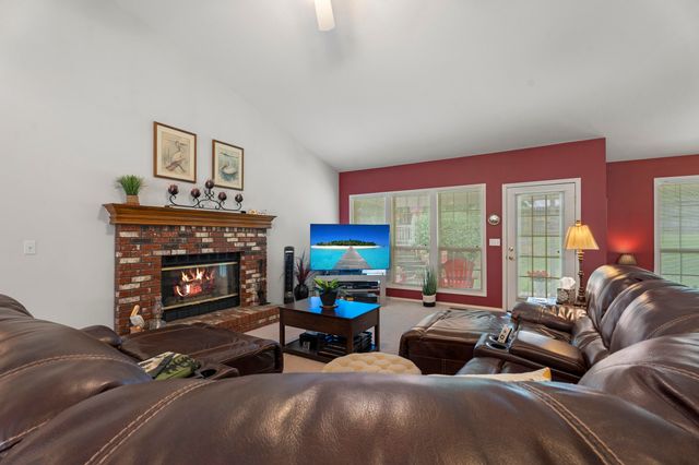 31921 S 603 Road, Grove, OK 74344