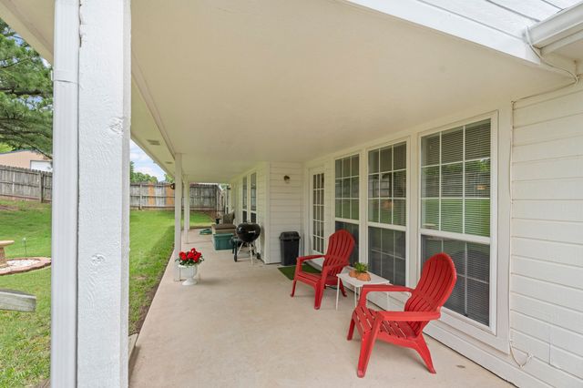 31921 S 603 Road, Grove, OK 74344