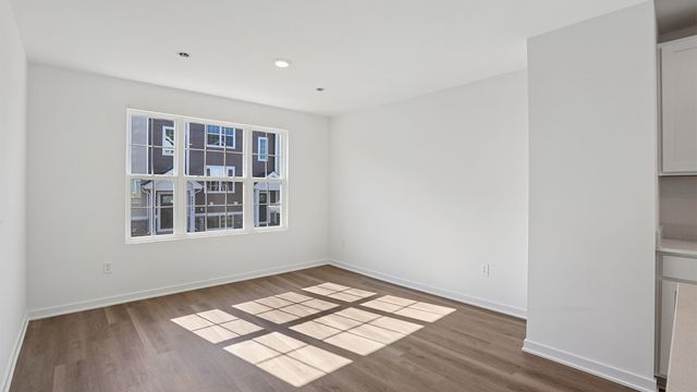 1415 Oakfield Lane, Pingree Grove, IL 60140