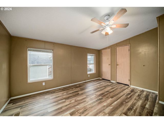 835 Se 1ST Ave 14, Canby, OR 97013