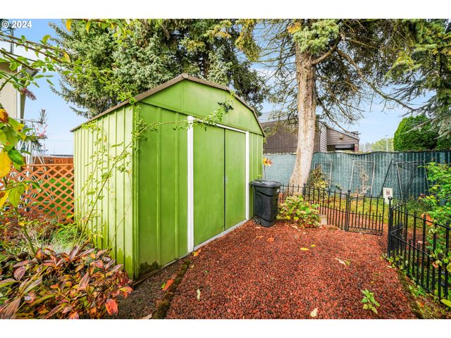 835 Se 1ST Ave 14, Canby, OR 97013