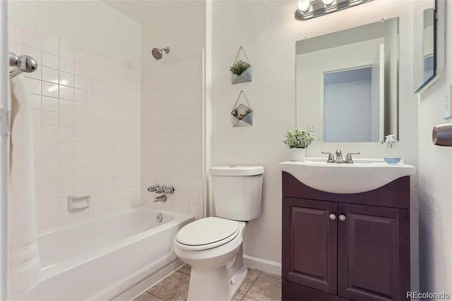 13261 E Asbury Drive 203, Aurora, CO 80014