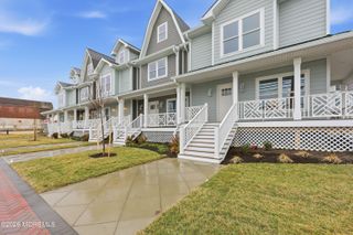 801 Main Street A5, Avon-by-the-sea, NJ 07717