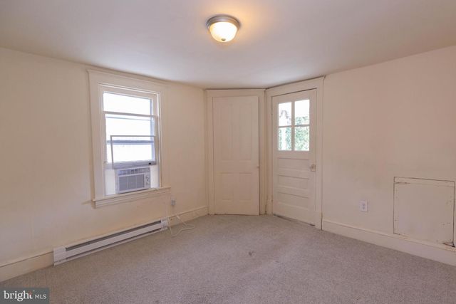 124 S KENTUCKY AVE, Martinsburg, WV 25401