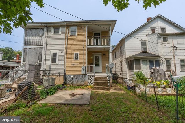 124 S KENTUCKY AVE, Martinsburg, WV 25401