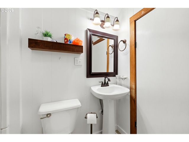 3737 Se 11TH Ave, Portland, OR 97202