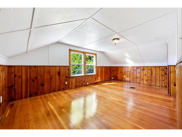 3737 Se 11TH Ave, Portland, OR 97202