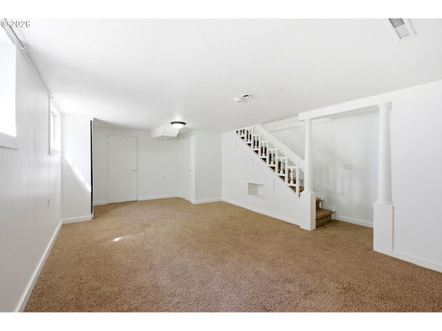 3737 Se 11TH Ave, Portland, OR 97202