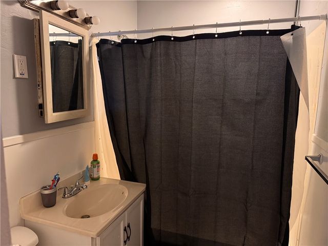 354 Euclid Ave, Sharon, PA 16146