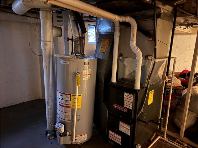 354 Euclid Ave, Sharon, PA 16146