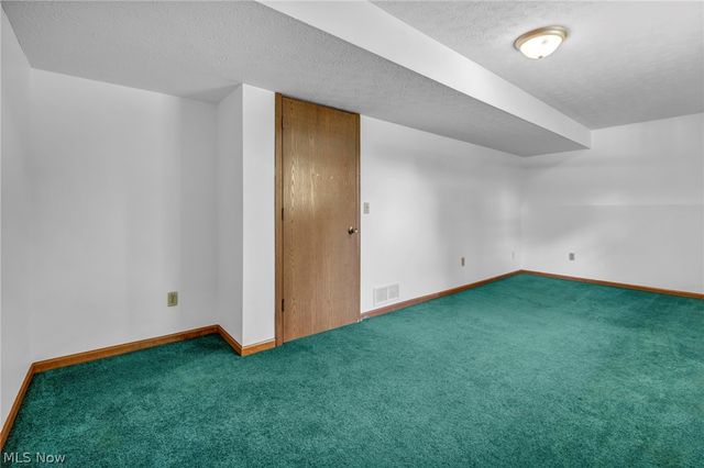 2642 Blake Road, Wadsworth, OH 44281