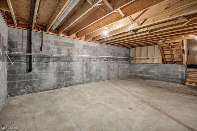 2642 Blake Road, Wadsworth, OH 44281