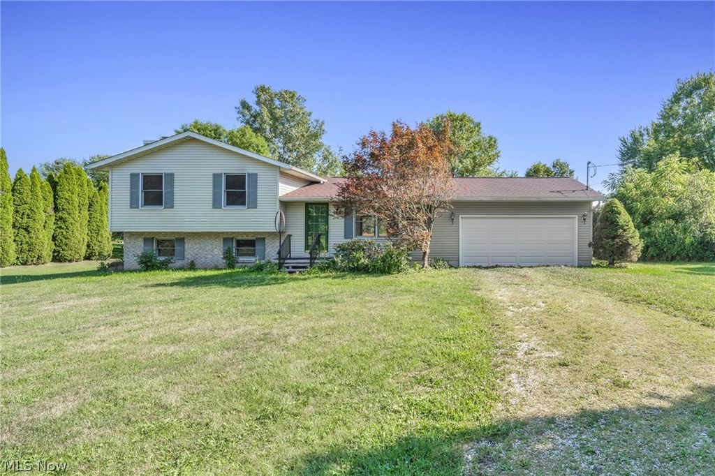 2642 Blake Road, Wadsworth, OH 44281