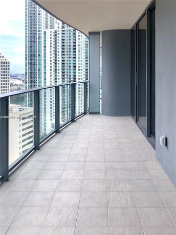 1000 Brickell Plaza 2414, Miami, FL 33131