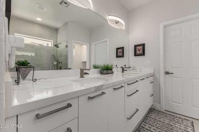 23934 S BERRYBROOK Drive, Sun Lakes, AZ 85248