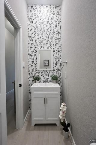 4334 Redford Valley Road, Arcola, TX 77583