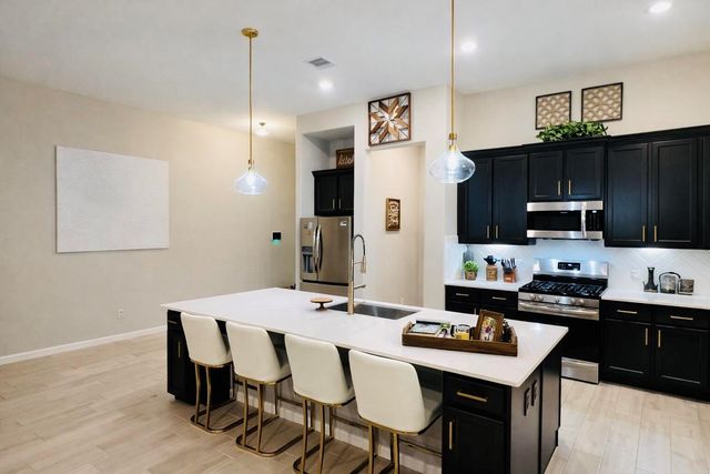 4334 Redford Valley Road, Arcola, TX 77583