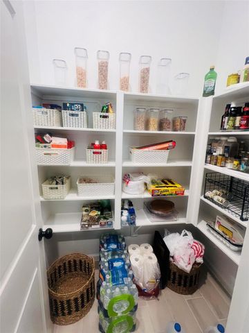 4334 Redford Valley Road, Arcola, TX 77583