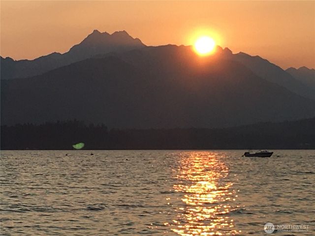 9361 Misery Point Road NW, Seabeck, WA 98380