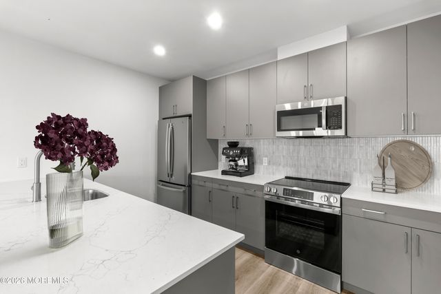 180 Morris Avenue 207, Long Branch, NJ 07740