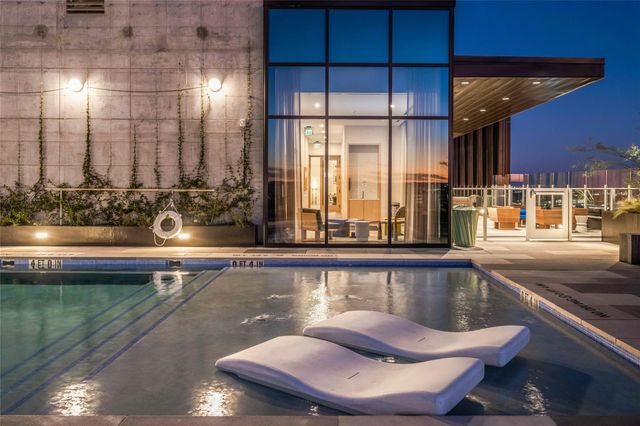 48 East Ave 2504, Austin, TX 78701