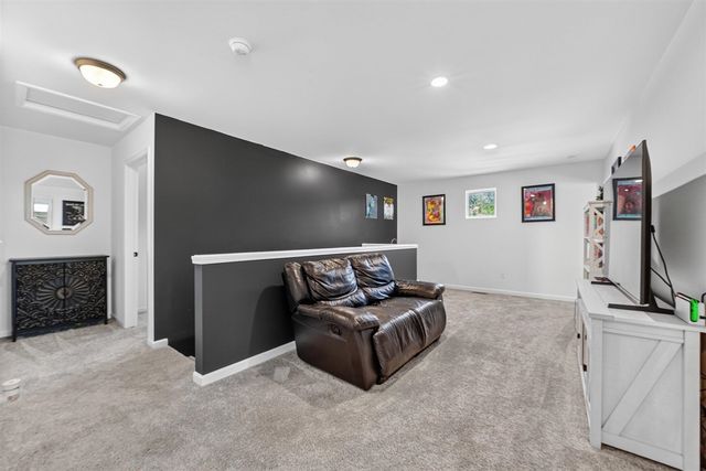 51681 Maple Leaf Drive, Macomb, MI 48042
