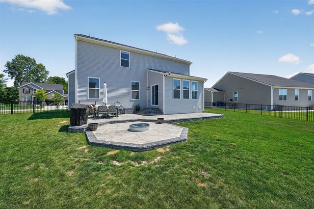 51681 Maple Leaf Drive, Macomb, MI 48042