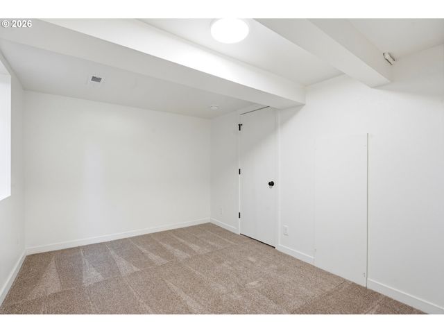 1614 E 33RD St, Vancouver, WA 98663