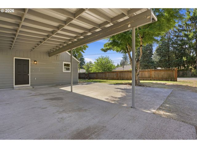 1614 E 33RD St, Vancouver, WA 98663