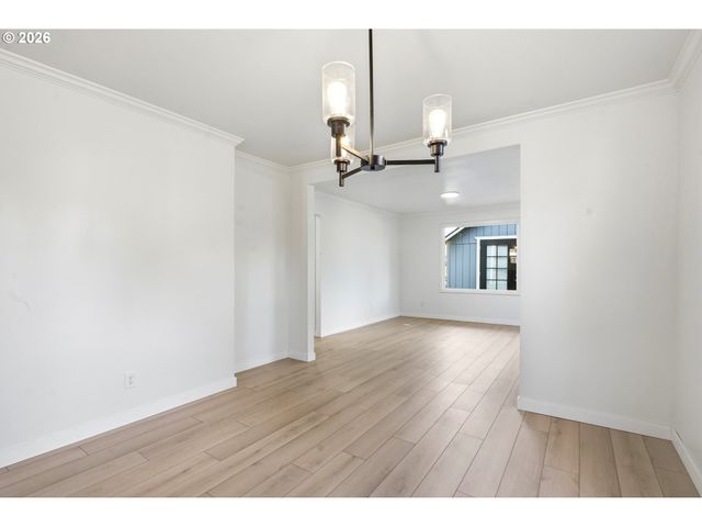 1614 E 33RD St, Vancouver, WA 98663