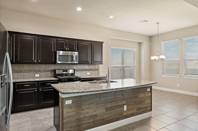 6901 Leonardo DR, Round Rock, TX 78665