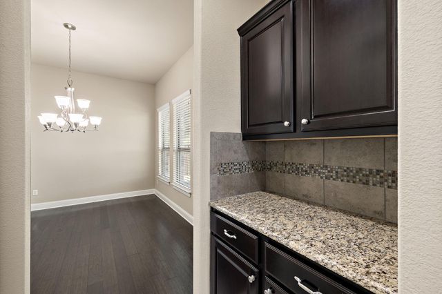 6901 Leonardo DR, Round Rock, TX 78665