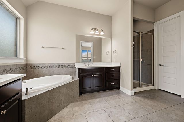 6901 Leonardo DR, Round Rock, TX 78665
