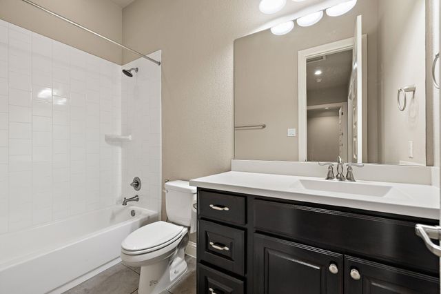 6901 Leonardo DR, Round Rock, TX 78665