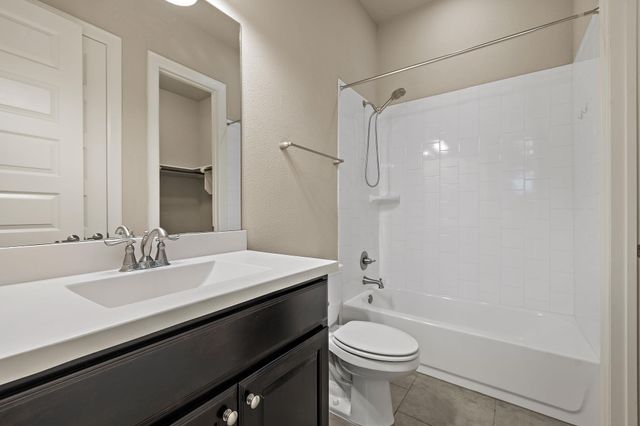 6901 Leonardo DR, Round Rock, TX 78665
