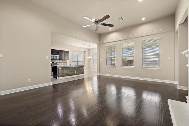 6901 Leonardo DR, Round Rock, TX 78665