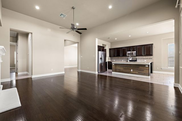 6901 Leonardo DR, Round Rock, TX 78665