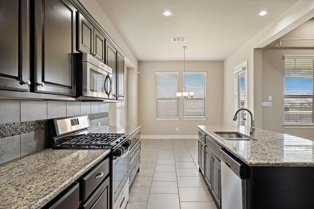 6901 Leonardo DR, Round Rock, TX 78665