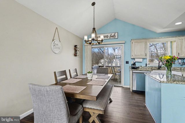 14 REVERE CT, Littlestown, PA 17340