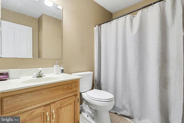 14 REVERE CT, Littlestown, PA 17340