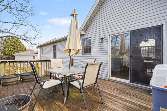 14 REVERE CT, Littlestown, PA 17340