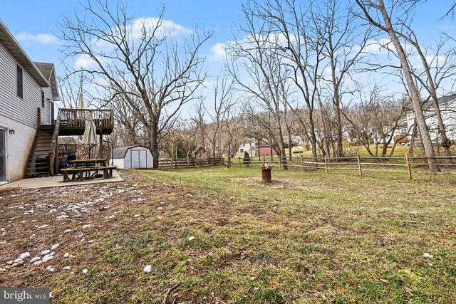 14 REVERE CT, Littlestown, PA 17340