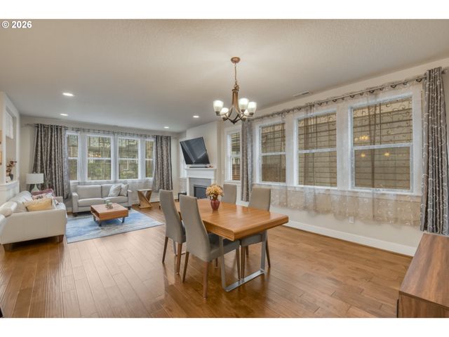 14823 Nw COSMOS St, Portland, OR 97229